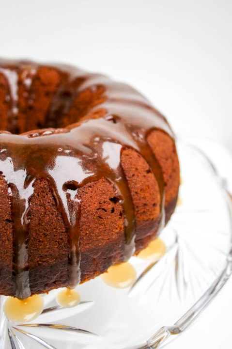Pumpkin Molasses Bundt Cake