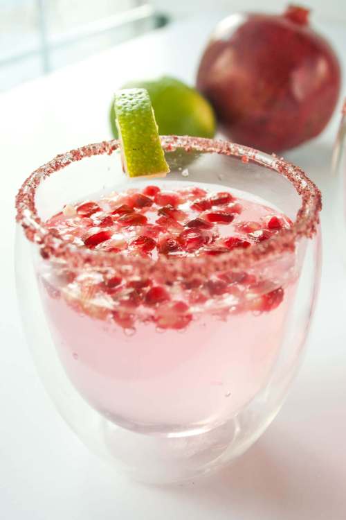 Stevia-Sweetened Pomegranate Lime Spritzer. No sugar, no alcohol.