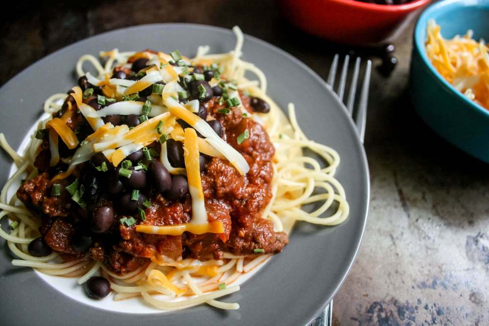 Cincinnati Chili from Ricardo Cuisine. Shake things up on chili night! Made with unique combination of spices and served over spaghetti