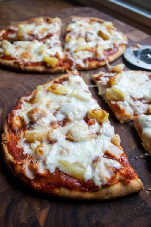 hamandpineapplepizza-2